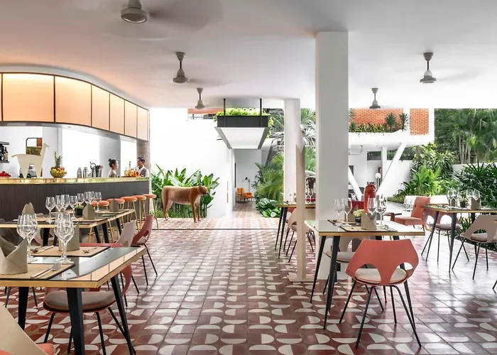 Hotel Viroth's Siem Reap